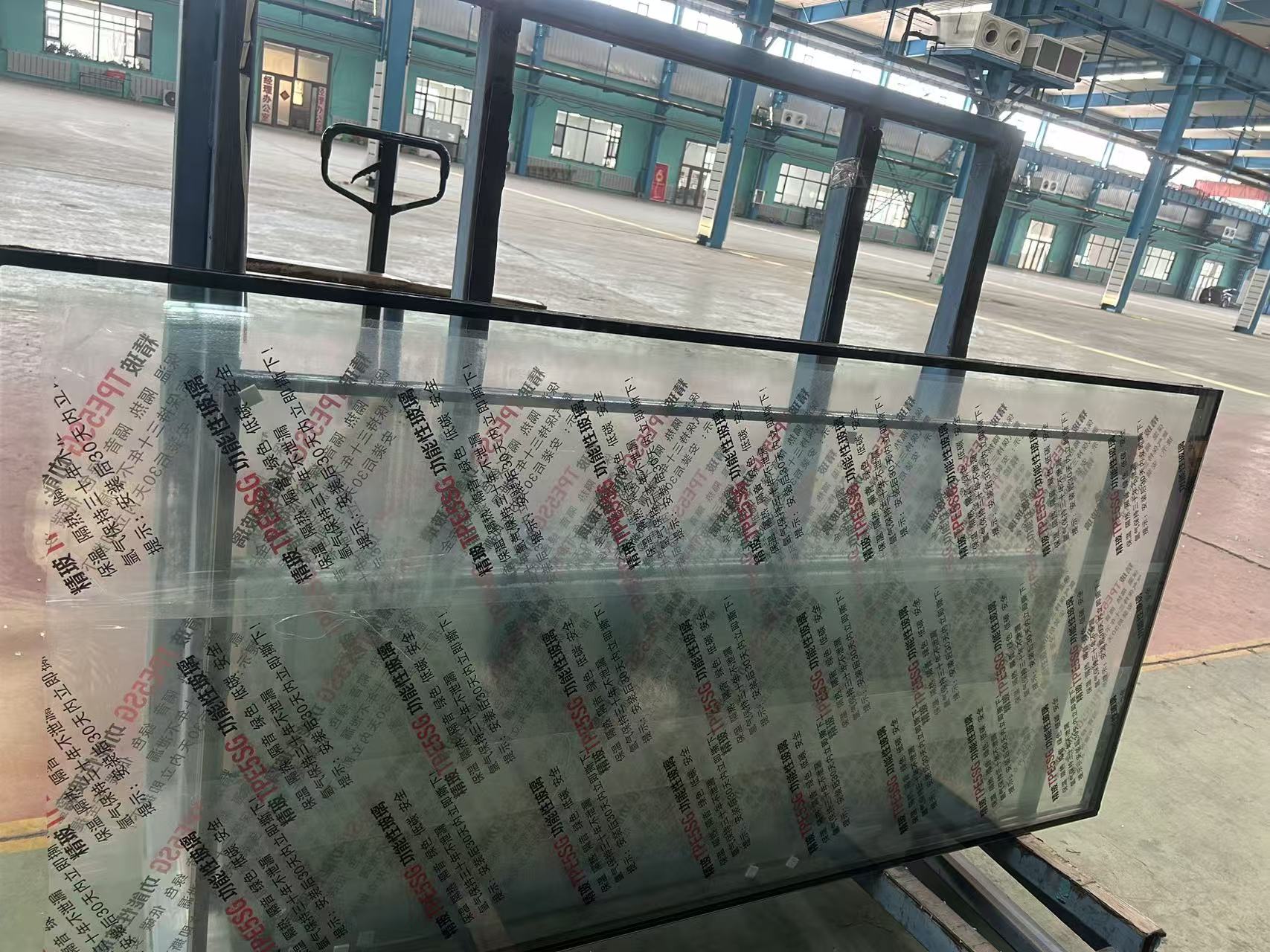 盘锦市玻璃源头工厂彩轴玻璃 - 厂家